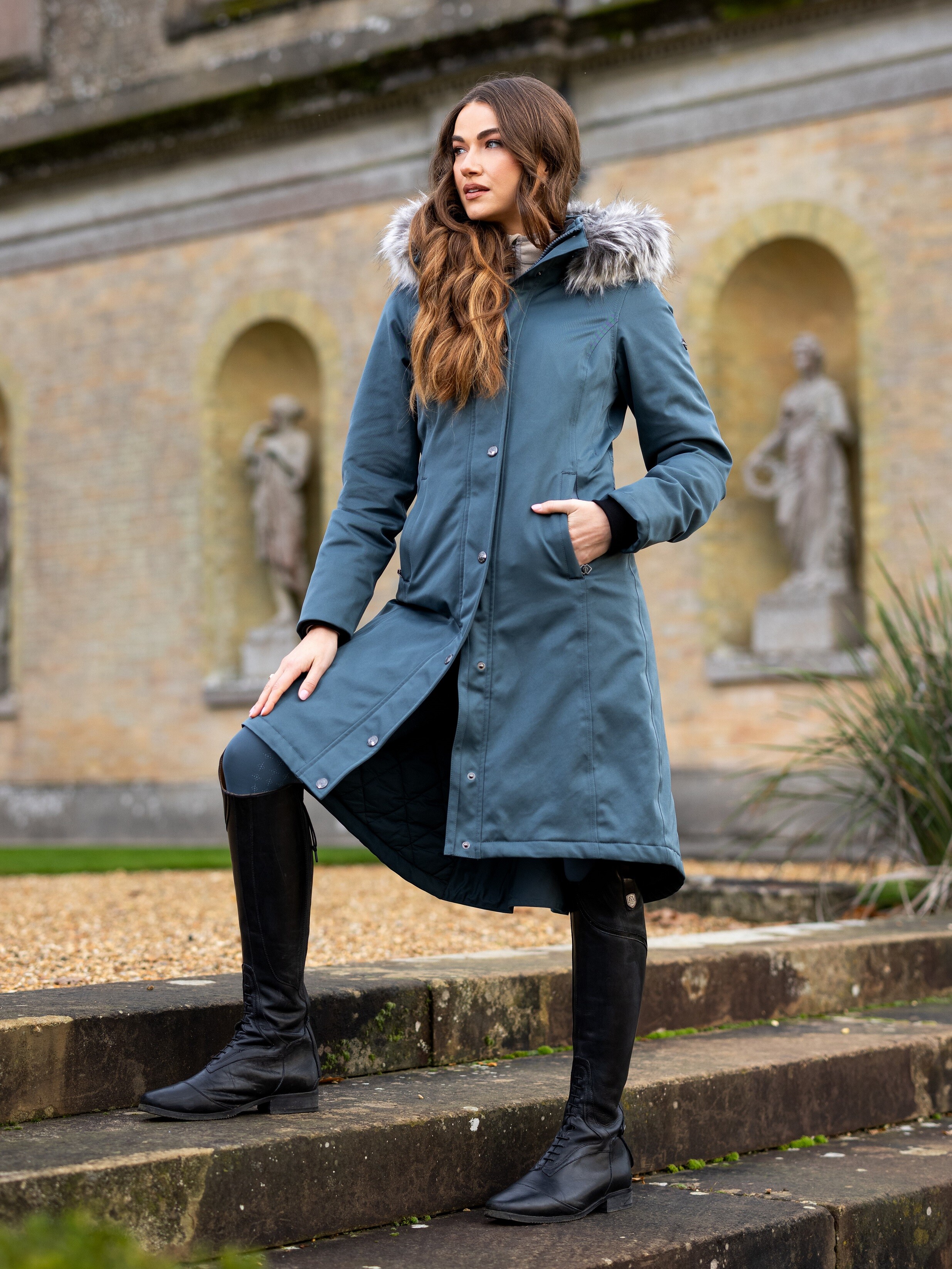 Mantel Welche Winterschuhe Mantel Blaue Stiefel Kombinieren Blauer