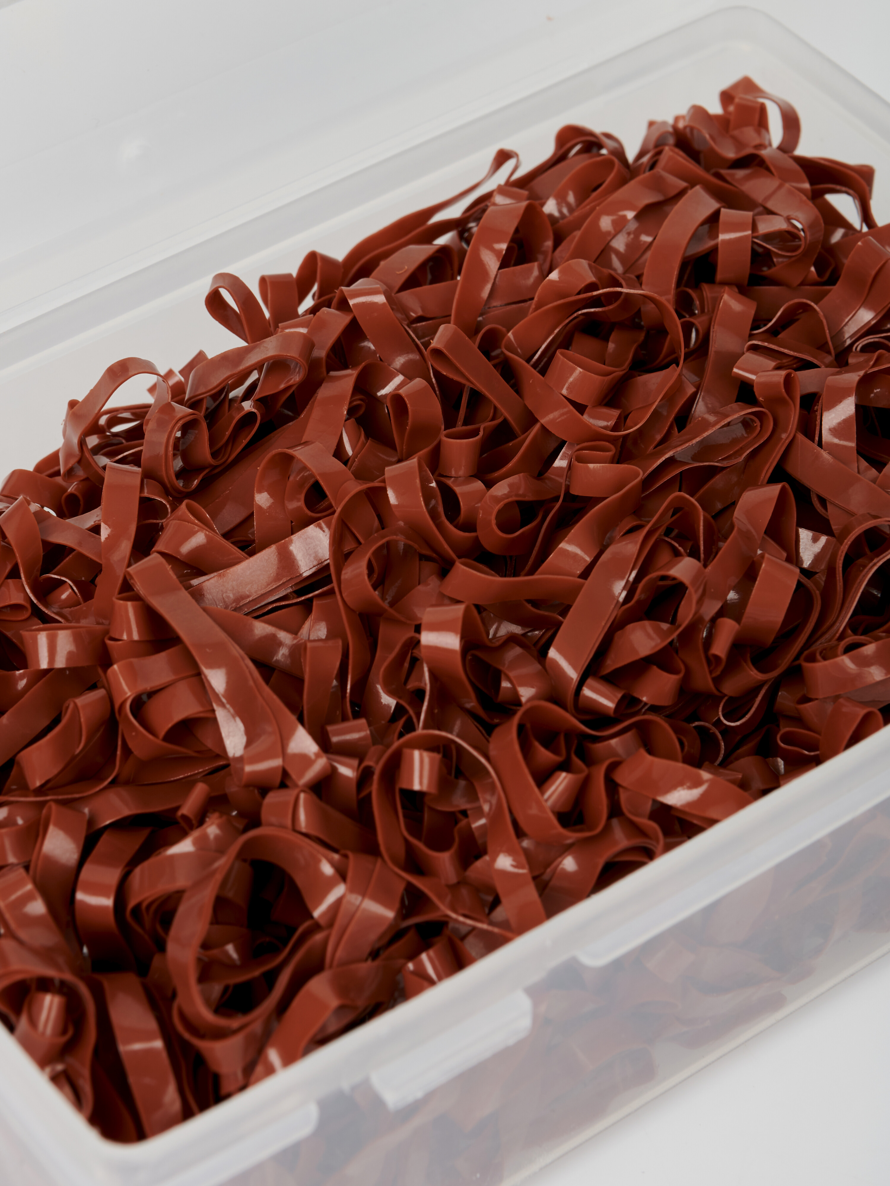 500 Piece Elastic Rubber Braid Bands For Horse Mane & Tail Braiding | Choose White, Brown, Or Black - Strong & Stretchy
