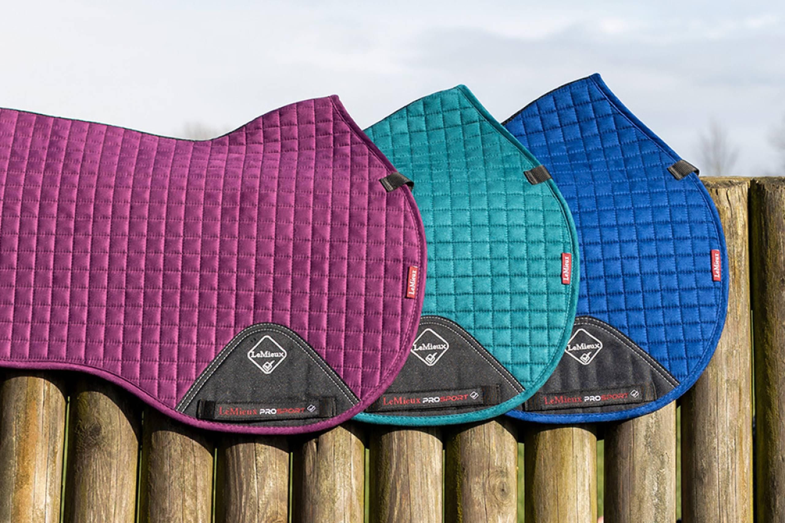 Get the Best Suede Saddle Pads for Horse's Style | LeMieux