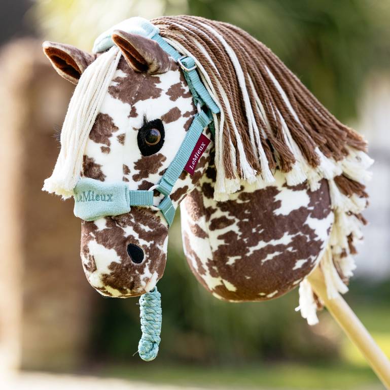LeMieux Hobby Horse Flash Brown White Pinto – Rei Produktbild-Vorschau 14