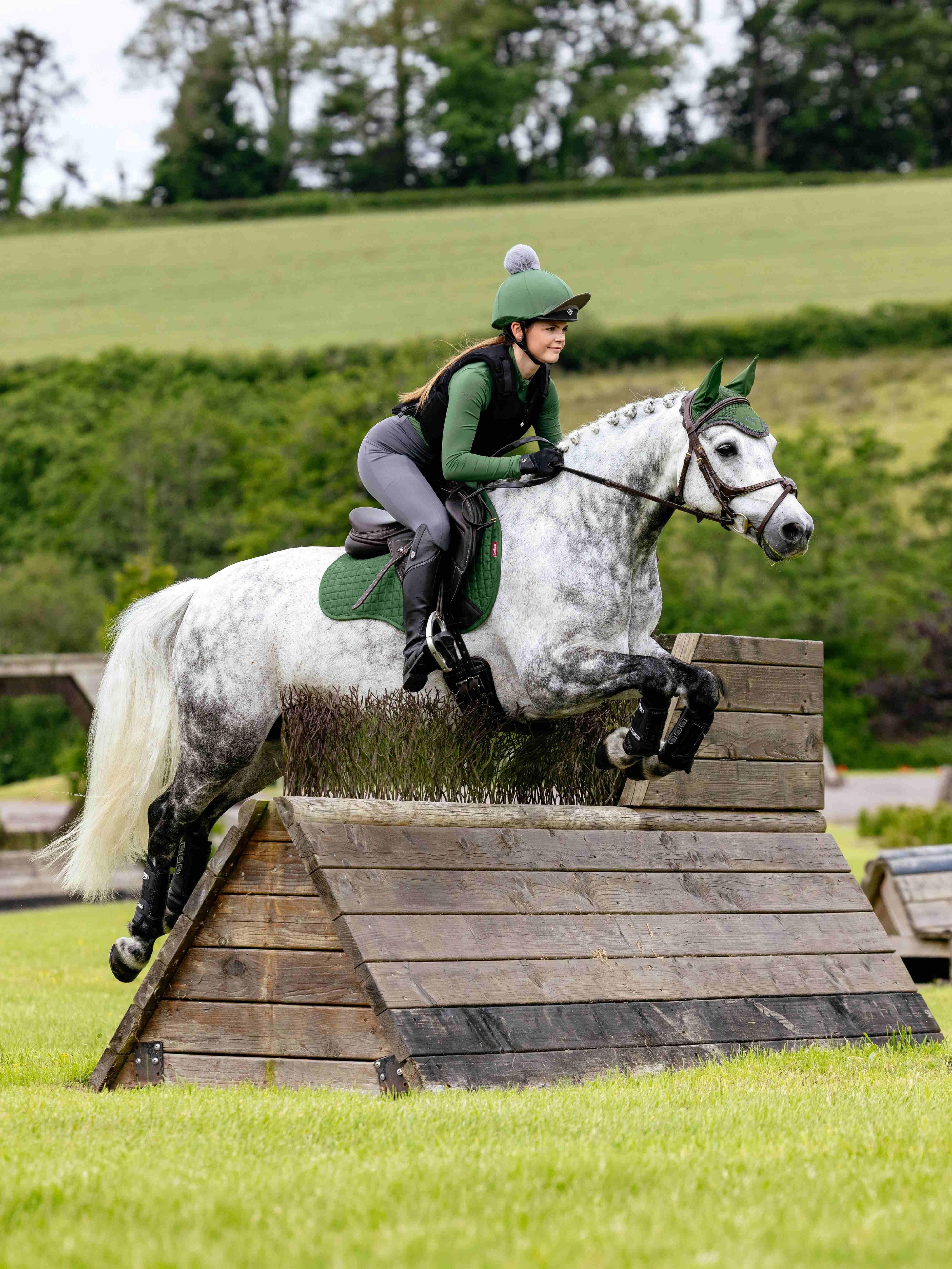 Suede GP Square Hunter Green Saddle Pads