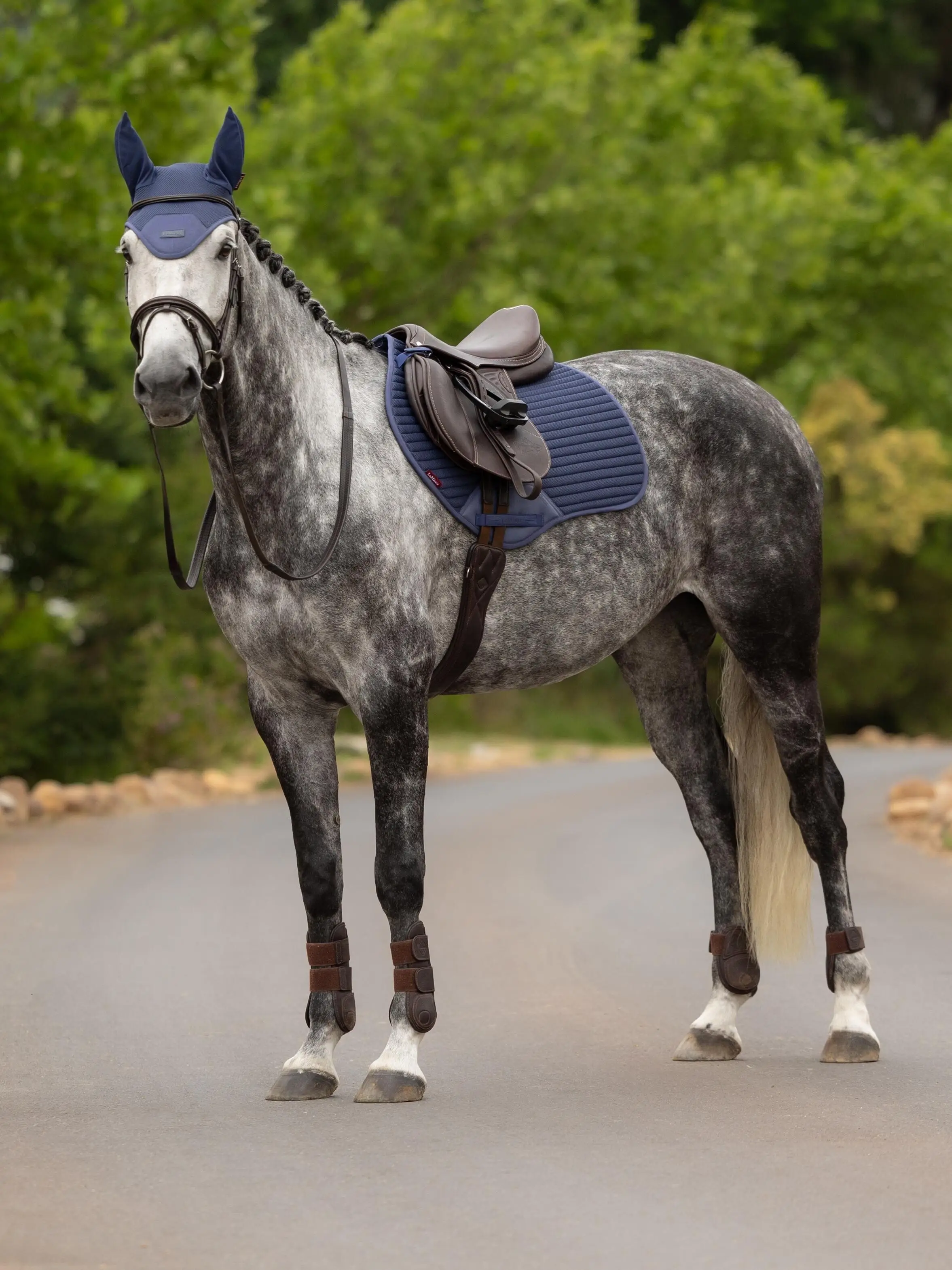Air-Tek Mesh Close Contact Square Shadow Saddle Pads