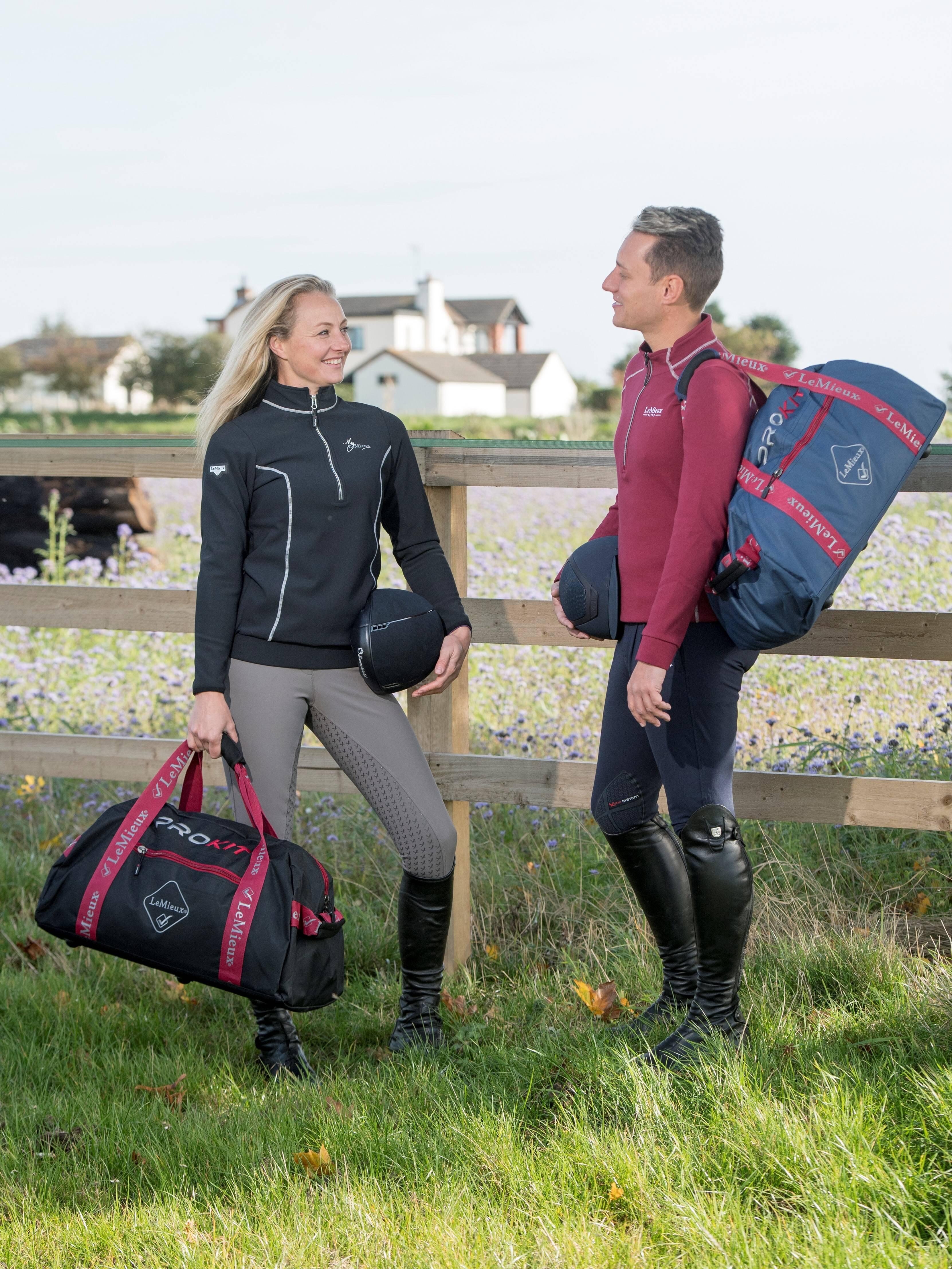 Sac De Transport LeMieux Luxe Show Jacket Duffle Bag 2 En 1 - Noir - Plusieurs Poches