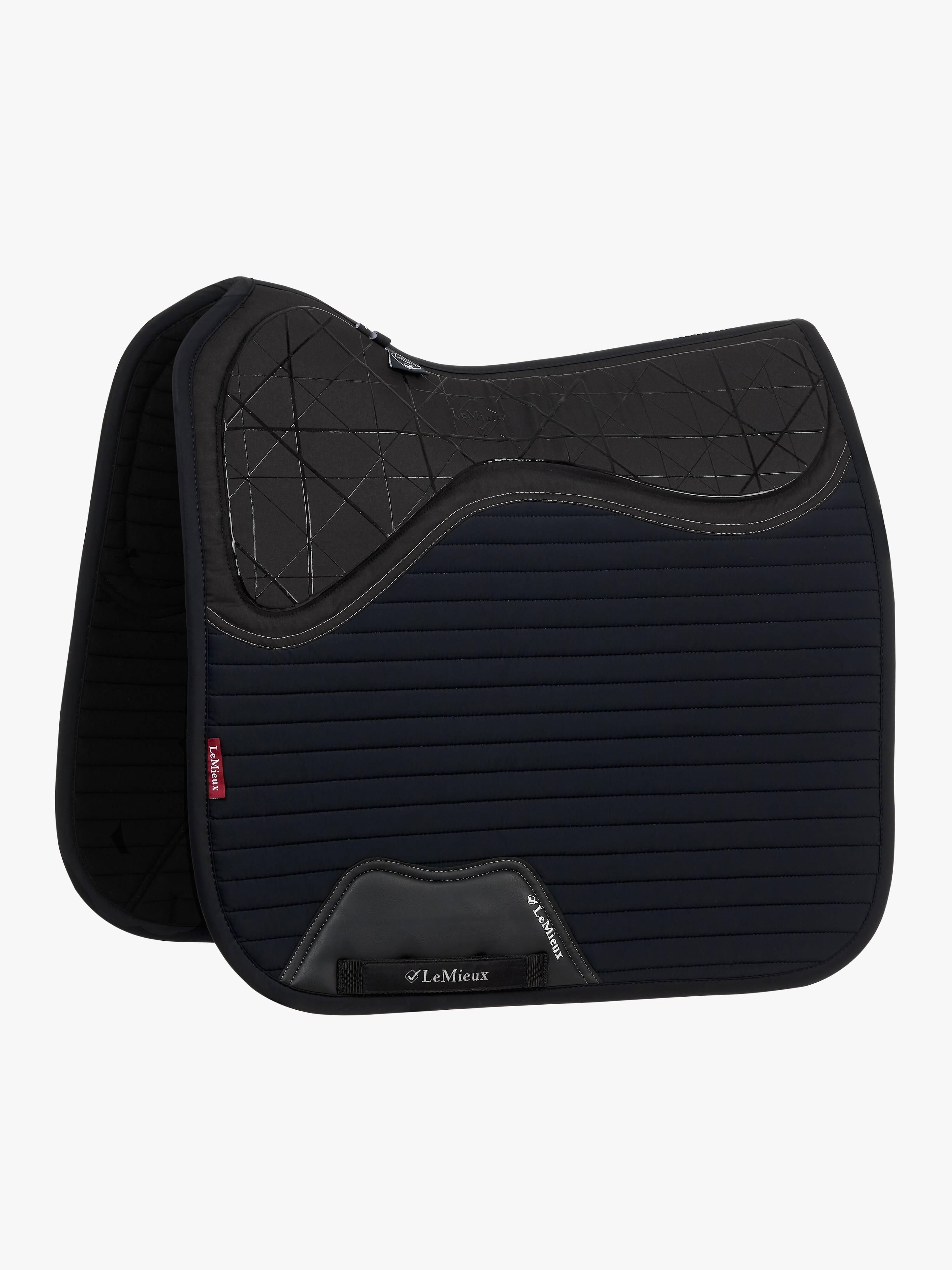 Tapis De Selle WOW Supercool, Taille Medium/Cob, Couleur Noir, Tissu De Selle Absorbant Et Rafraîchissant, Neuf Sous Emballage